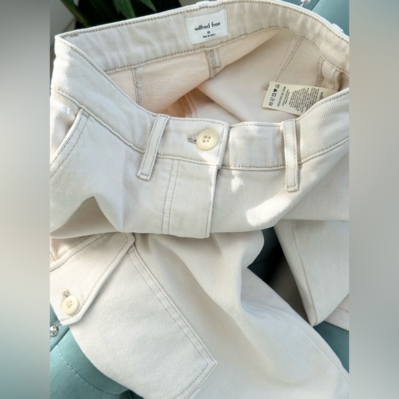 Aritzia Wilfred Modern Cargo Pants GD Birch Womens Size XS - Picture 2 of 7